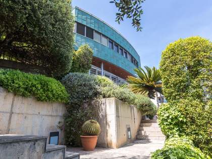 Casa / vil·la de 826m² en venda a Esplugues, Barcelona