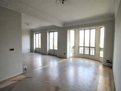 Appartement van 242m&sup2; te koop in Recoletos, Madrid