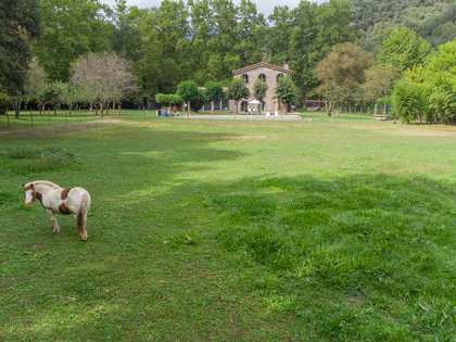 Casa di campagna di 396m² con giardino di 8,000m² in vendita a La Garrotxa