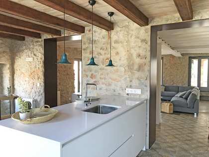 Casa di campagna di 291m² in vendita a Baix Emporda, Girona