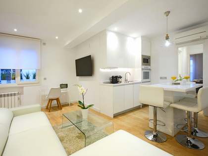 Apartmento de 70m&sup2; em aluguer em Universidad, Madrid