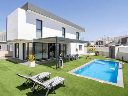 Casa / vil·la de 146m² en venda a Gran Alacant, Alicante