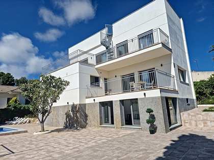 Maison / villa de 330m² a vendre à Calafell avec 410m² de jardin
