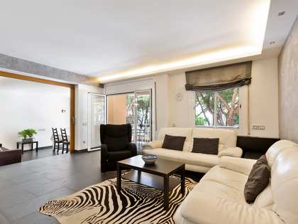 120m² apartment with 17m² terrace for sale in Gavà Mar