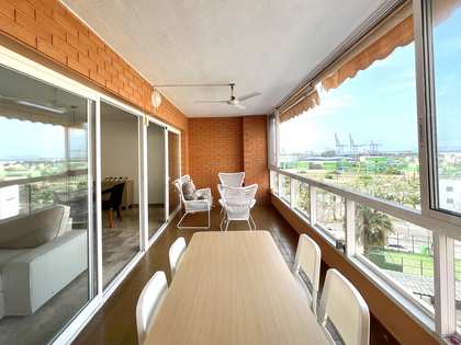 139m² apartment with 30m² terrace for sale in Alicante ciudad