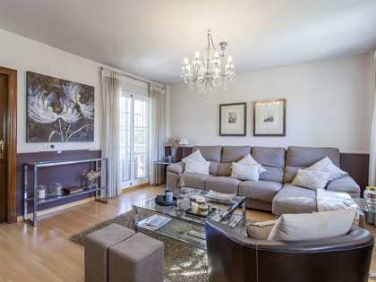 Maison / villa de 248m² a vendre à La Eliana, Valence