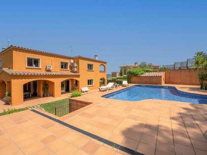 Huis / villa van 283m² te koop in Calonge, Costa Brava