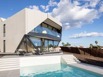 Maison / villa de 455m² a vendre à Estepona avec 107m² terrasse