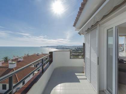 120m&sup2; Penthouse for sale in Sitges Town, Barcelona