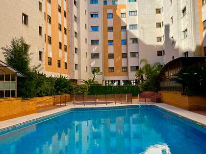 Appartamento di 120m² in affitto a Sevilla, Spagna
