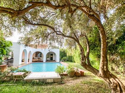 Huis / Villa van 454m² te koop in Playa San Juan, Alicante