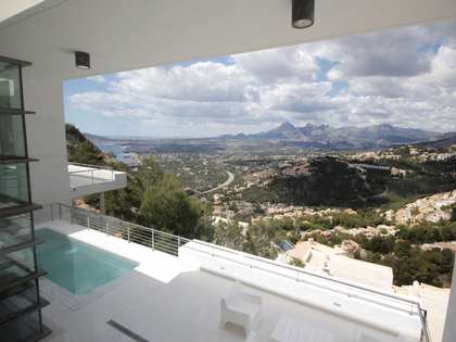 594m² haus / villa mit 103m² terrasse zum Verkauf in Altea Town