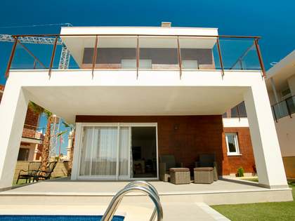 228m² hus/villa med 53m² terrass till salu i Alicante ciudad