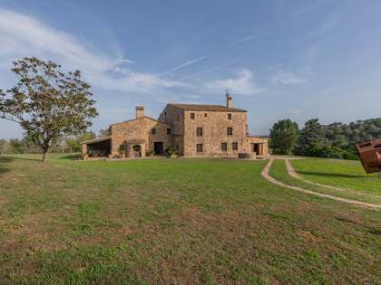 Casa di campagna di 1,186m² in vendita a Baix Emporda