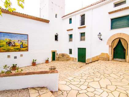 Maison de campagne de 1,556m² a vendre à Tarragona