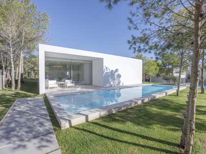 Villa van 156m² te koop met 21m² terras in Godella / Rocafort