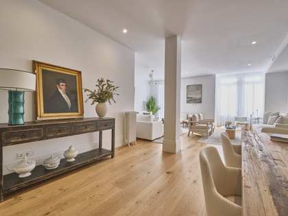 230m² apartment for prime sale in Recoletos, Madrid