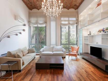 Pis de 100m² en lloguer a Eixample Dret, Barcelona