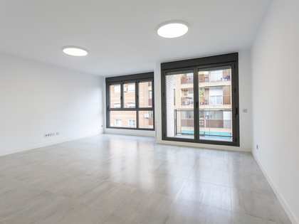 155m² apartment with 21m² terrace for rent in Extramurs