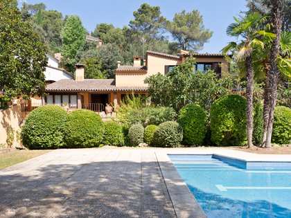 Huis / villa van 604m² te koop in Sant Cugat, Barcelona