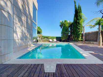 Casa / villa di 639m² in affitto a Esplugues, Barcellona