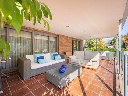 363m² house / villa with 325m² garden for sale in Boadilla Monte