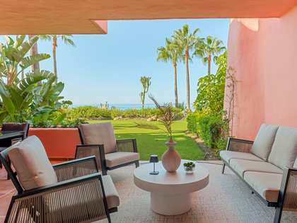 127m² apartment with 42m² terrace for sale in Estepona