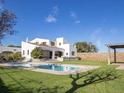 Casa / vil·la de 265m² en venda a Maó, Menorca