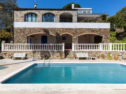 Casa / villa di 418m² in vendita a Cabrils, Barcellona