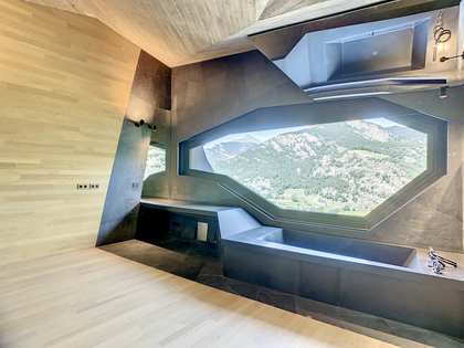 Квартира 252m², 26m² террасa на продажу в Ордино, Андорра