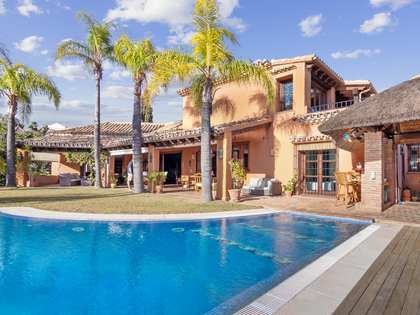 Huis / villa van 675m² te koop in Quinta, Costa del Sol