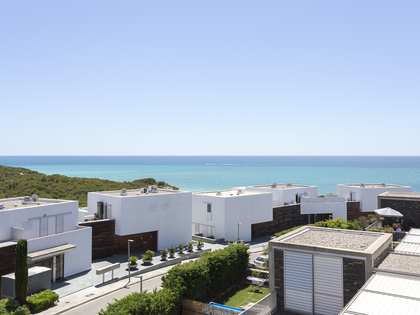 Apartmento de 154m² with 55m² terraço à venda em Els Cards
