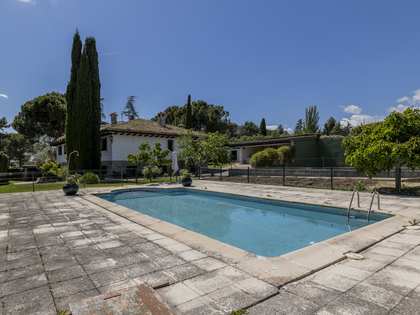 500m² house / villa for sale in Boadilla Monte, Madrid