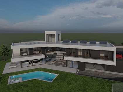 Huis / villa van 605m² te koop met 965m² Tuin in Mataro