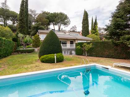 539m² house / villa for sale in Golf-Can Trabal, Barcelona