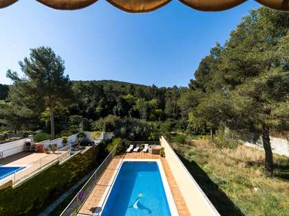 huis / villa van 480m² te koop met 372m² Tuin in Montemar