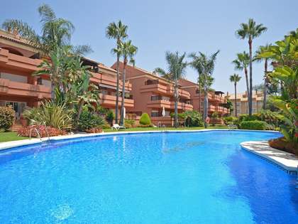 Appartamento di 144m&sup2; con 25m&sup2; terrazza in vendita a Golden Mile