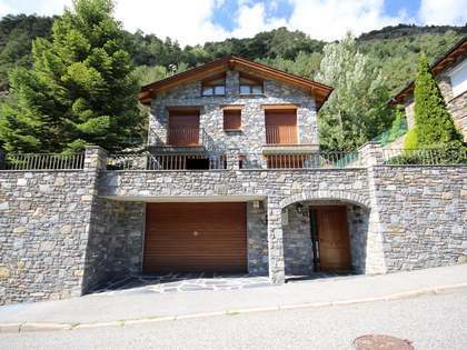 Casa / Vila de 250m&sup2; &agrave; venda em Ordino, Andorra