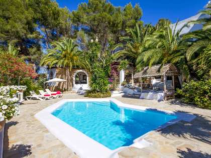maison / villa de 750m² a vendre à Santa Eulalia, Ibiza