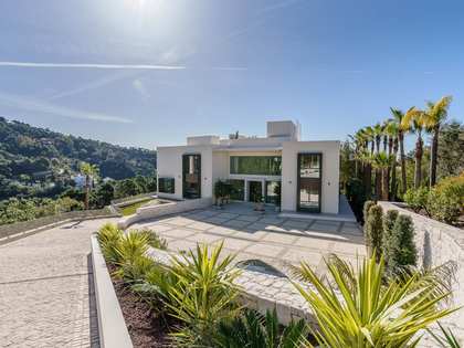 974m² house / villa with 426m² terrace for sale in La Zagaleta