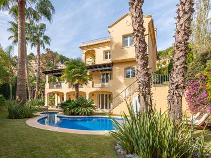 Maison / villa de 415m² a vendre à Pinares de San Antón - El Candado