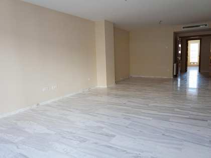 5-bedroom apartment for sale in Pla del Real, Valencia