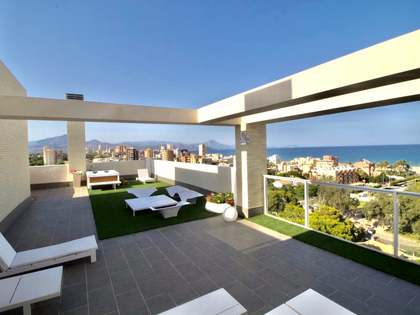 274m² penthouse with 161m² terrace for sale in Playa San Juan