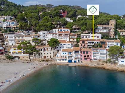 Huis / villa van 246m² te koop in Sa Riera / Sa Tuna
