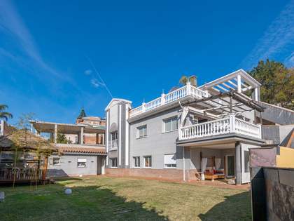 291m² Haus / Villa mit 80m² terrasse zum Verkauf in East Málaga