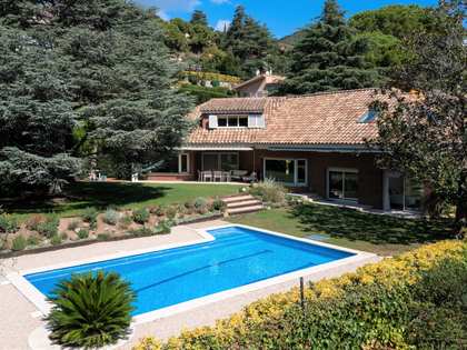 Huis / villa van 511m² te koop in Cabrils, Barcelona