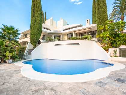 Casa / villa de 577m² en venta en Nueva Andalucía