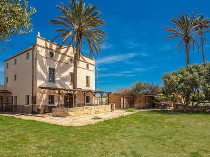 Casa di campagna di 595m² in vendita a Ciutadella, Menorca