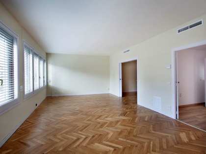 215m² apartment for sale in Sant Gervasi - Galvany