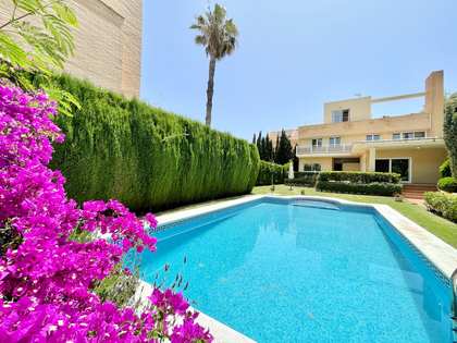 474m² hus/villa till salu i Cabo de las Huertas, Alicante